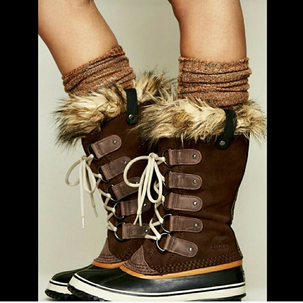 New Sorel Joan of Arctic boots, Tobacco